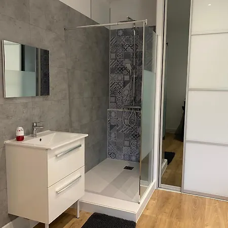 Sur La Route Des Chateaux * Soussans