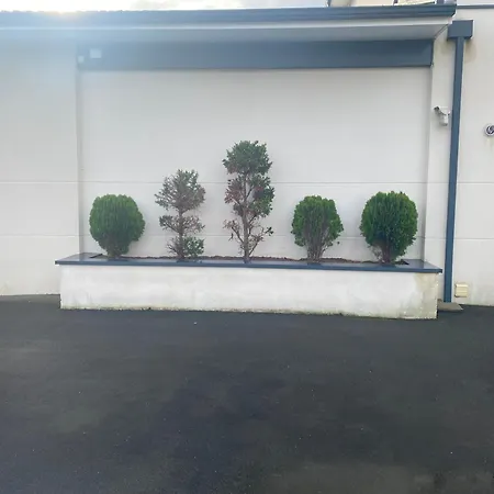 Sur La Route Des Chateaux