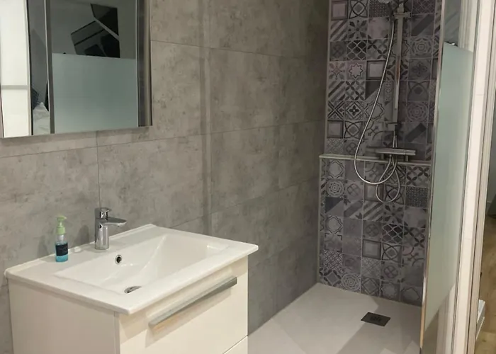 Sur La Route Des Chateaux